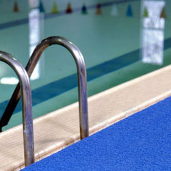 Pool Deck Matting, Non-Slip Mats for Pool Decks